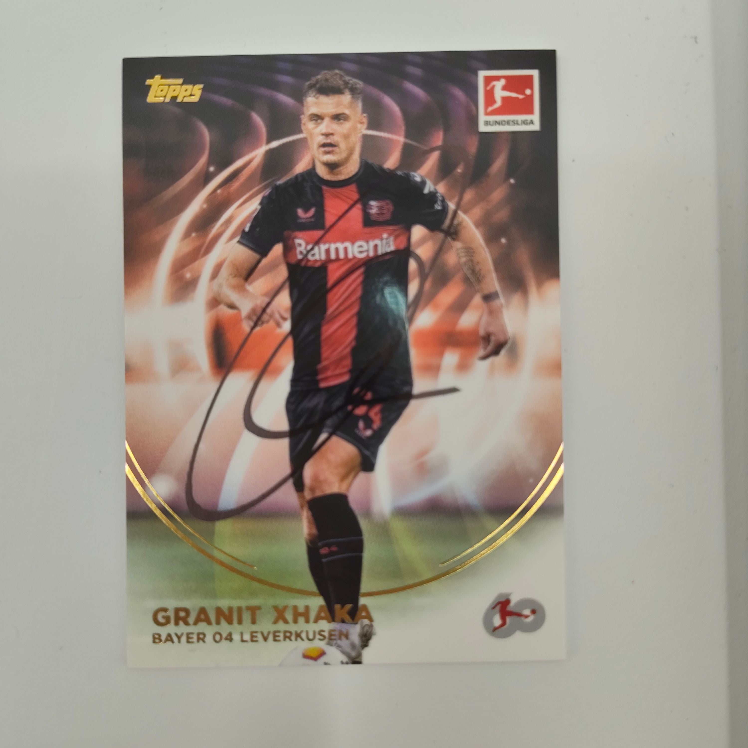 Kapitänsbinde Granit Xhaka signiert im Rahmen AFC Sunderland Fußball Autogramm