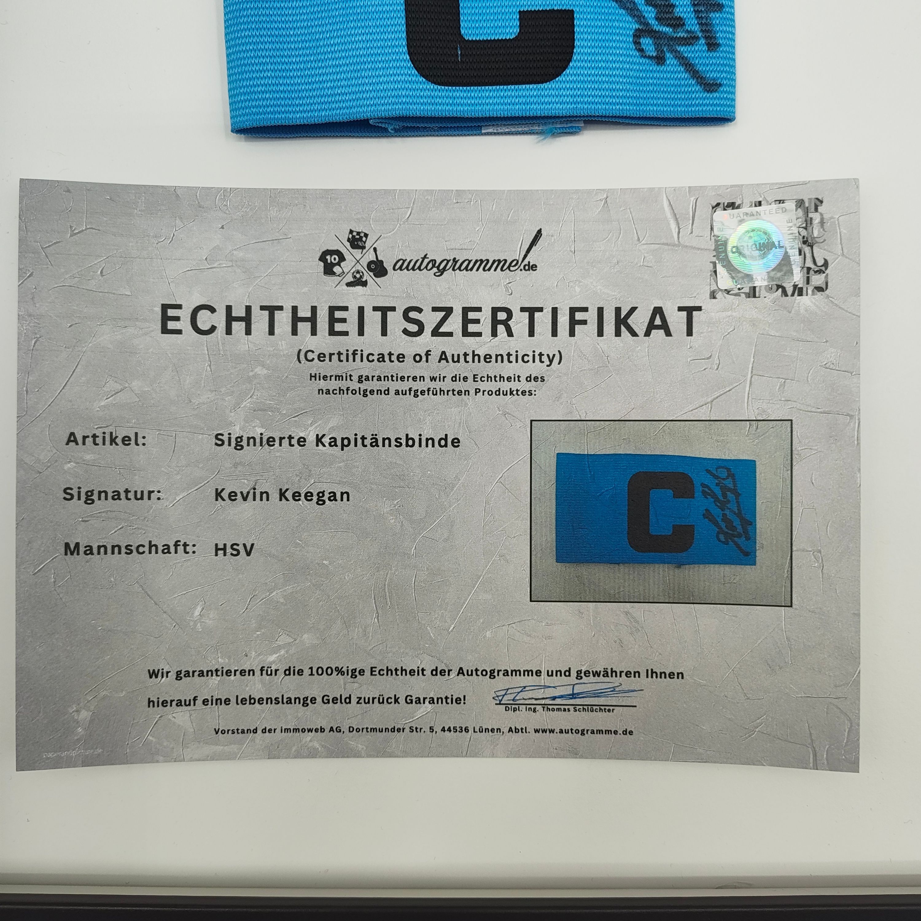 Kapitänsbinde Kevin Keegan signiert im Rahmen HSV Autogramm COA Fußball
