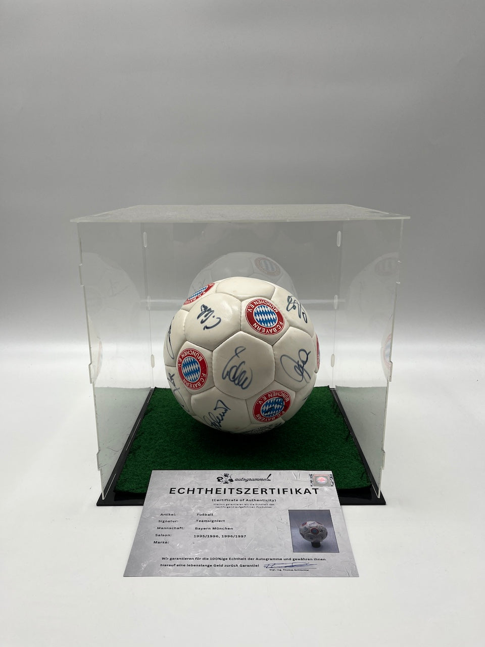 FC Bayern München Fußball Teamsigniert 1995/1996/1997 Autogramme FCB