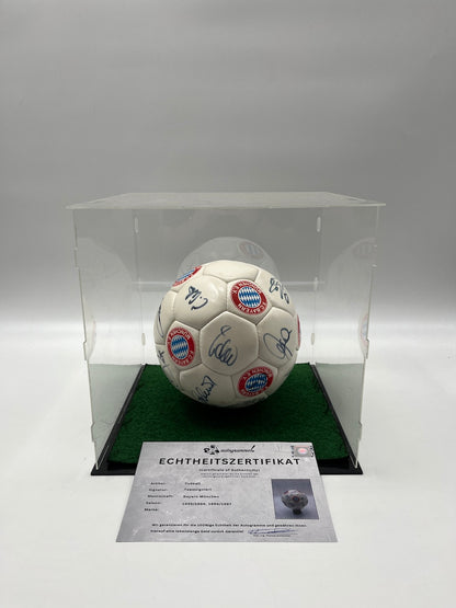 FC Bayern München Fußball Teamsigniert 1995/1996/1997 Autogramme