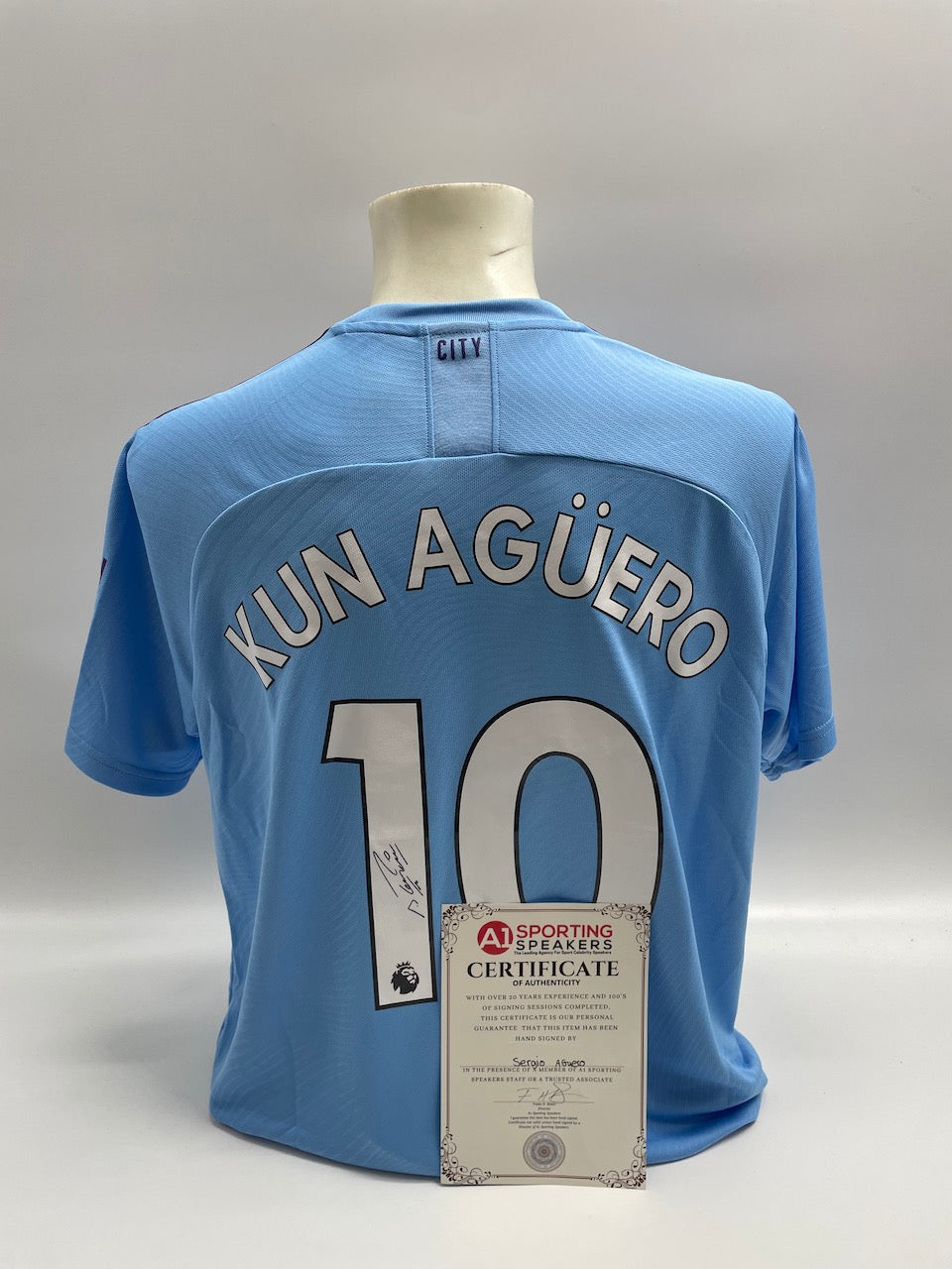 Manchester City Trikot Sergio Agüero signiert Autogramm England Puma XL