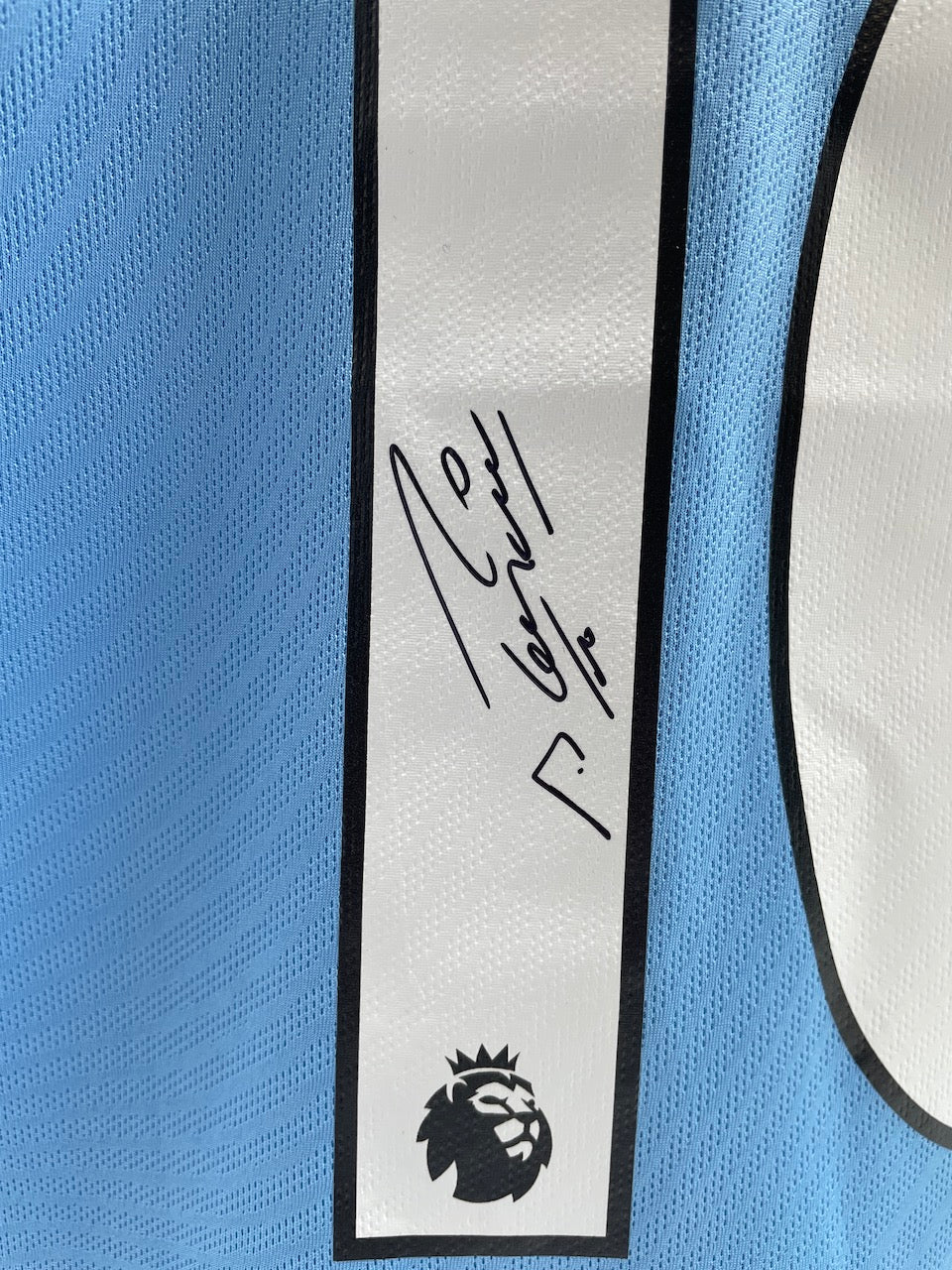 Manchester City Trikot Sergio Agüero signiert Autogramm England Puma XL