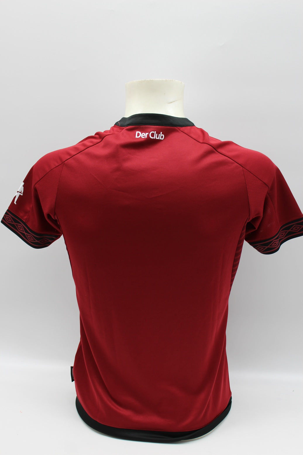 1. FC Nürnberg Trikot 2018/2019 Teamsigniert Fußball Bundesliga Umbro Neu 164/170