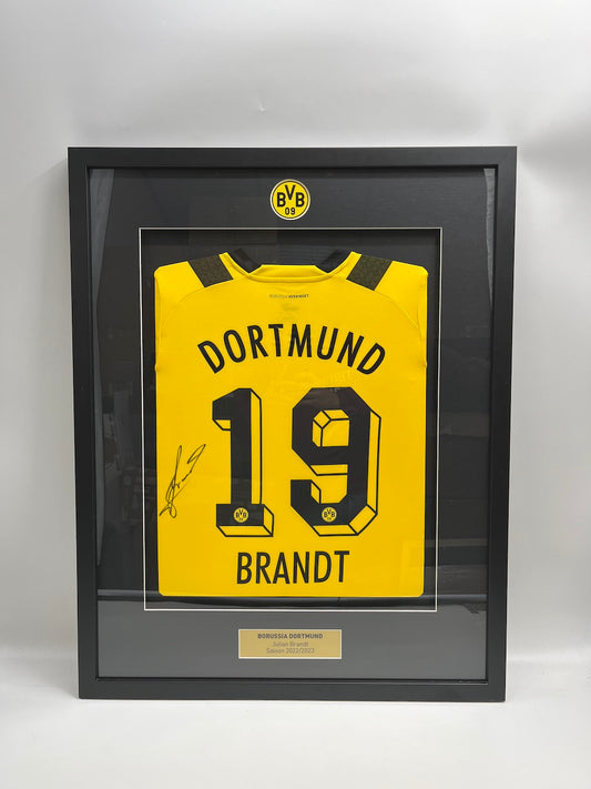 Borussia Dortmund Trikot Julian Brandt signiert im Rahmen Puma BVB