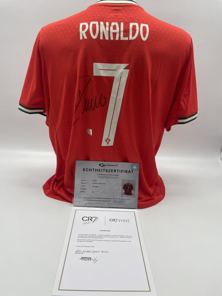 Portugal Trikot Cristiano Ronaldo signiert Autogramm COA Fußball XL