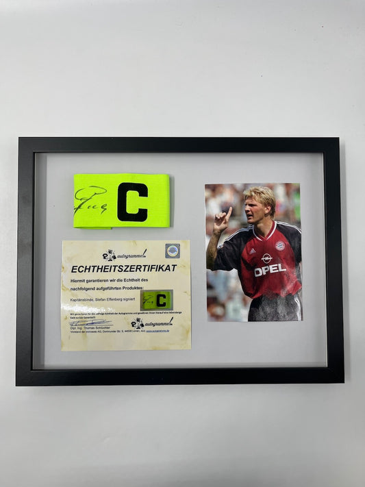 Kapitänsbinde Stefan Effenberg signiert im Rahmen Bayern München Autogramm