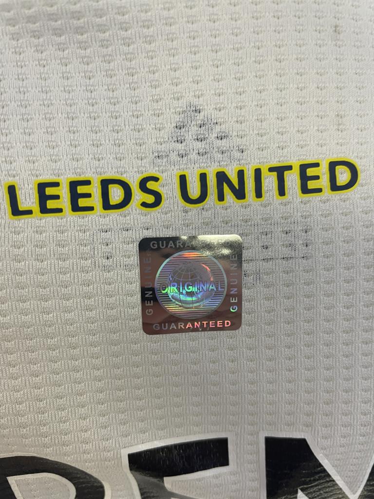 Leeds United Trikot Diego Llorente signiert Autogramm Fußball England Adidas M