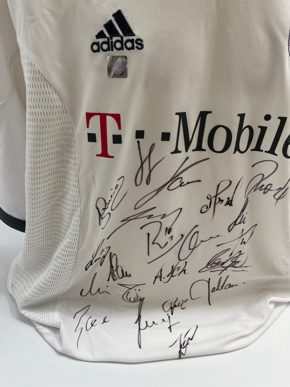 Bayern Munich Jersey 2002/2003 2003/2004 Team Signed Football COA Adidas 2XL