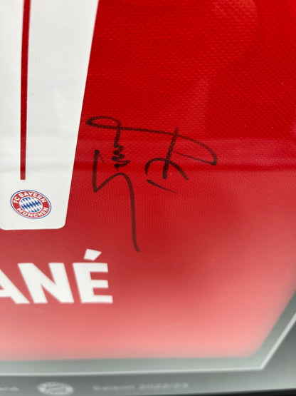 Bayern München Trikot Sadio Mane signiert im Rahmen COA Adidas