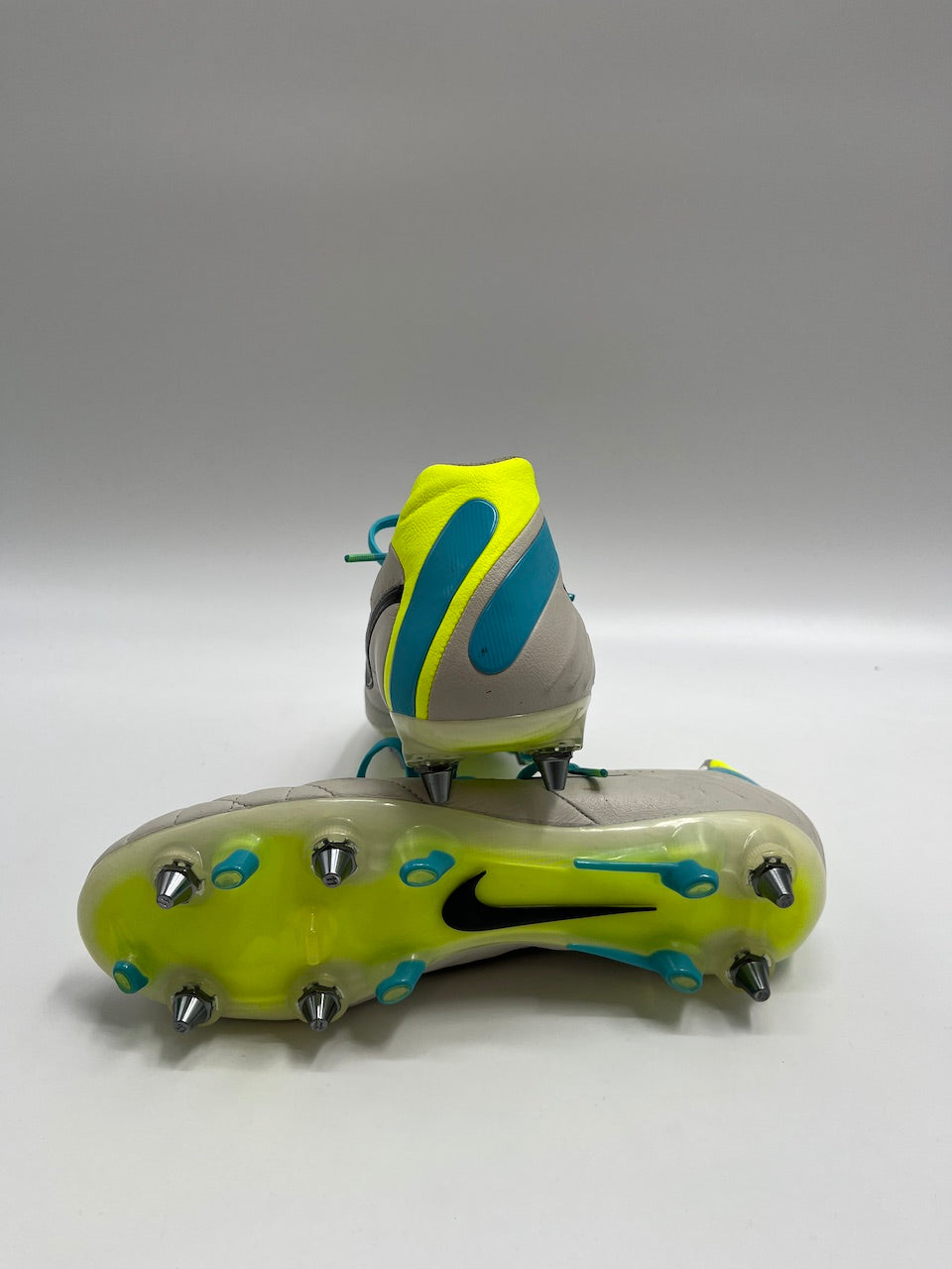 Matchworn soccer shoes Sebastian Rudy signed Nike Coa