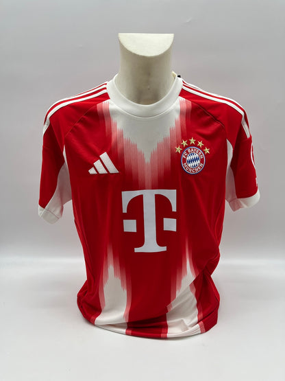 Bayern München Trikot Michael Olise signiert Autogramm Adidas COA L