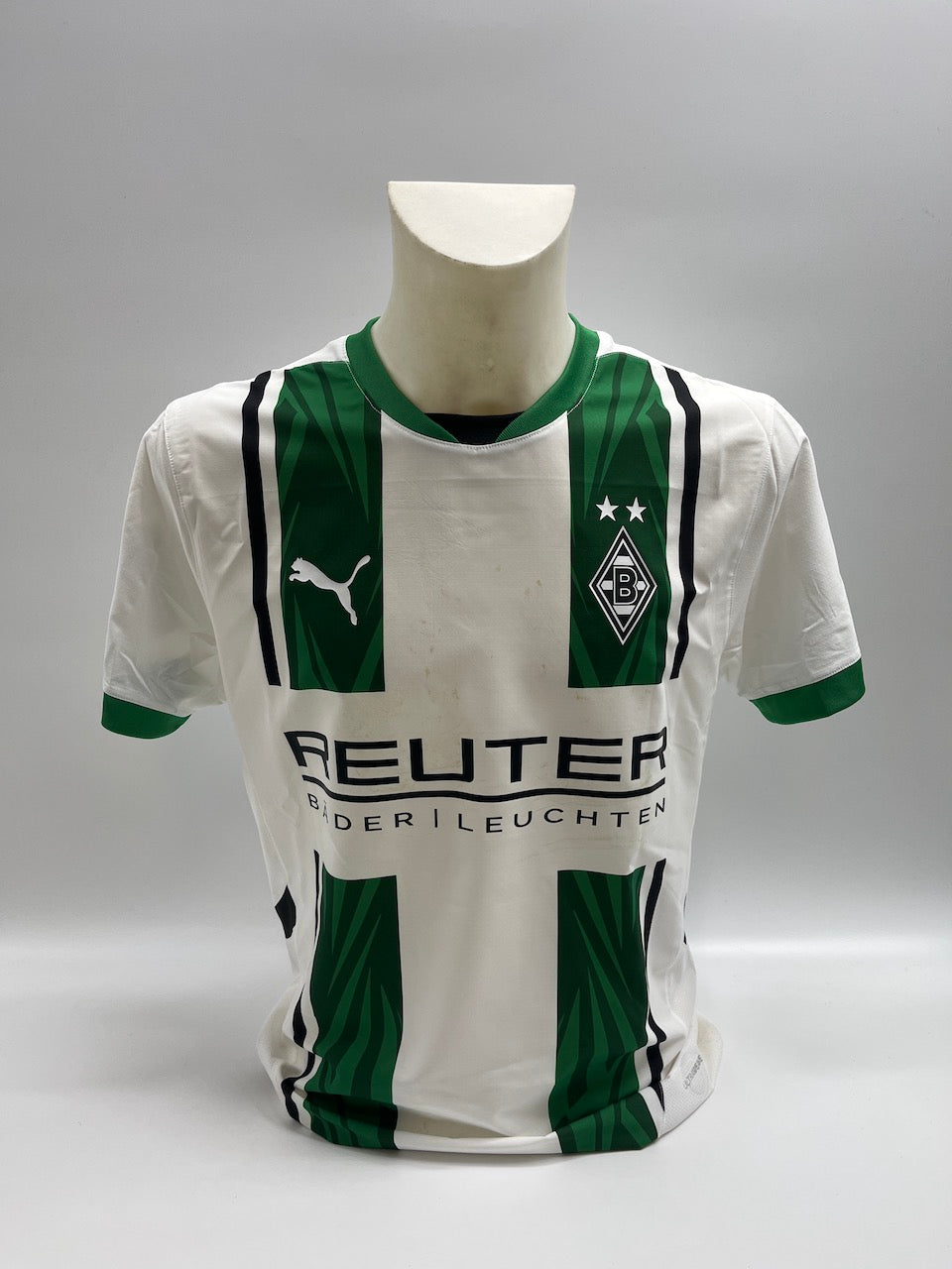 Matchworn Gladbach Trikot getragen & signiert von Julian Weigl 11.01.2025