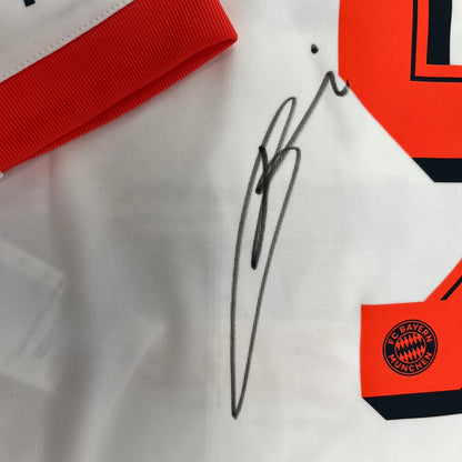 Bayern München Trikot Harry Kane signiert im Rahmen COA Adidas 152