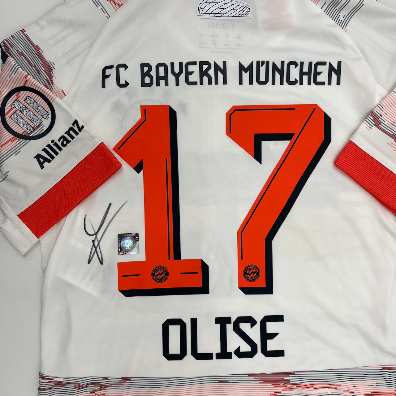 Bayern München Trikot Michael Olise signiert im Rahmen COA Adidas 140