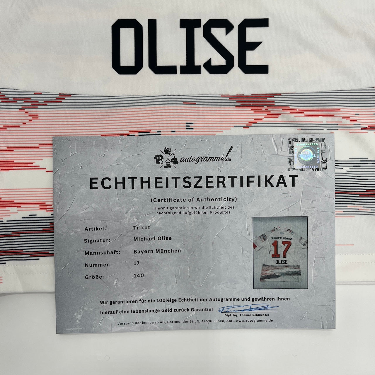 Bayern München Trikot Michael Olise signiert im Rahmen COA Adidas 140