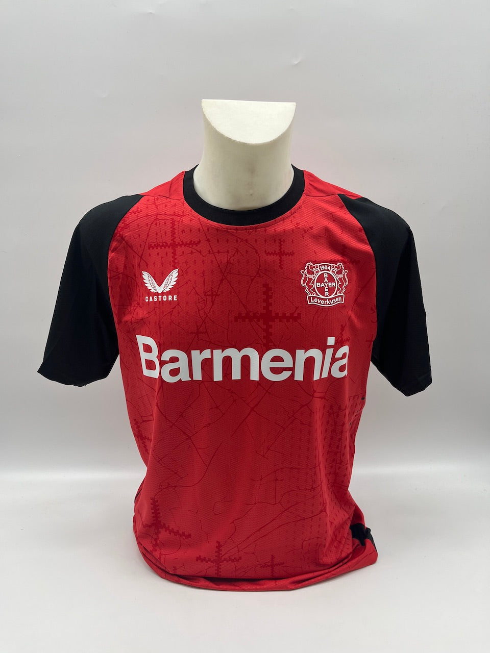 Matchworn Leverkusen Trikot getragen & signiert von Arthur 10.01.2025