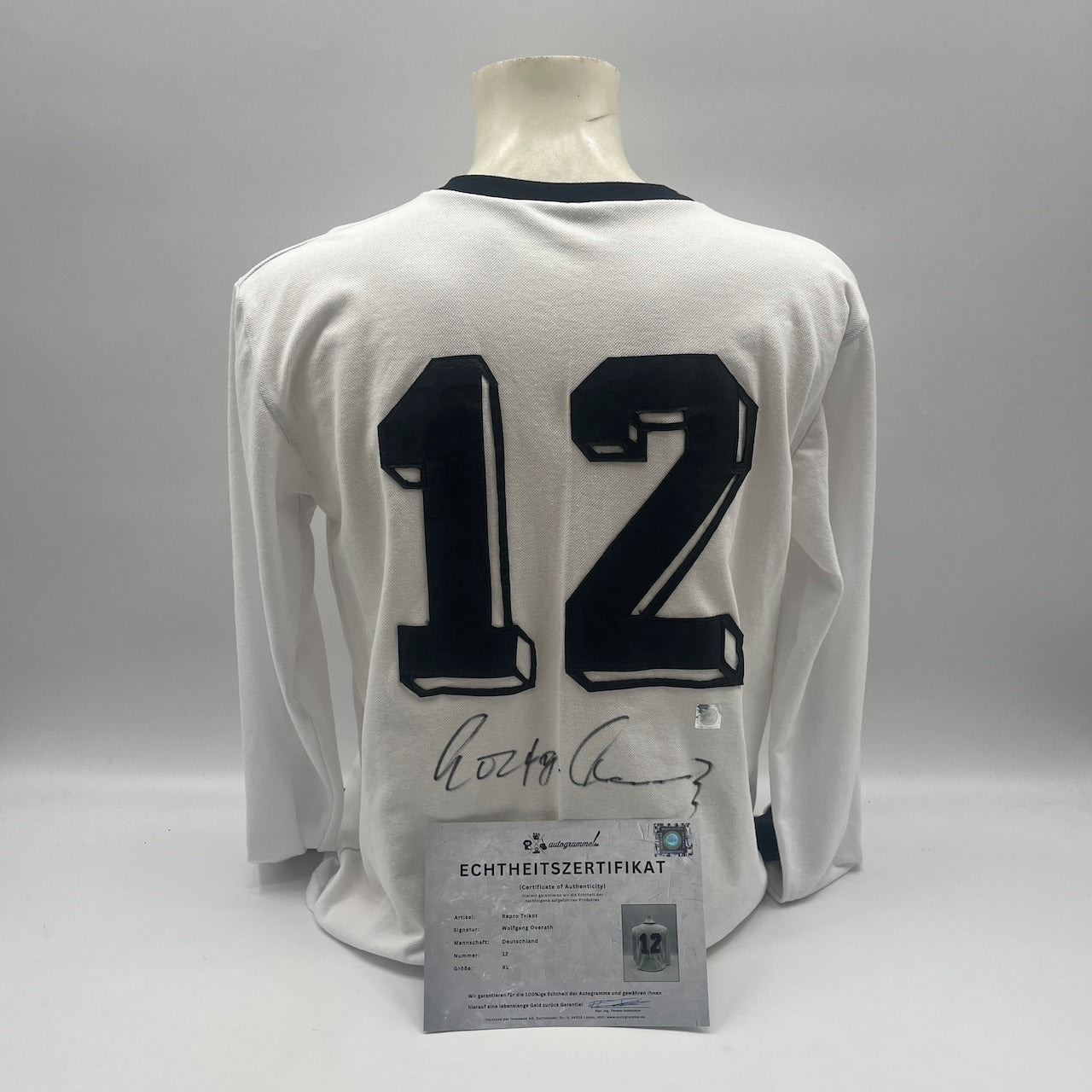 DFB Repro Trikot Wolfgang Overath signiert COA Deutschland Autogramm XL