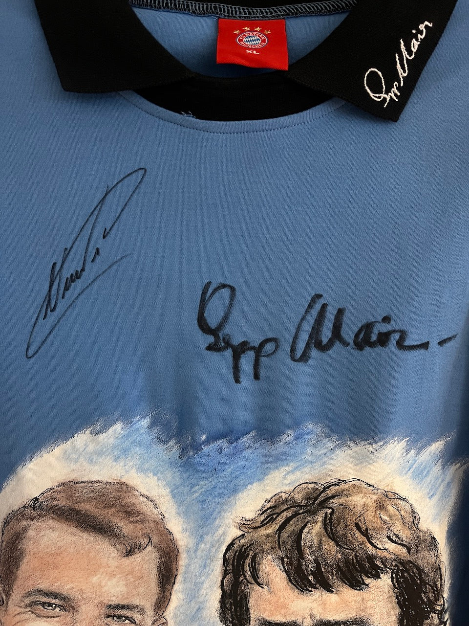 Trikot Portrait Manuel Neuer und Sepp Maier handgemalt und signiert im Rahmen XL