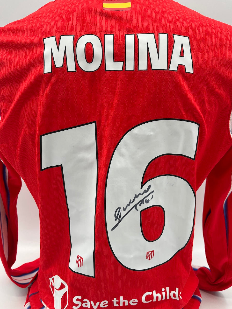 Matchworn Atletico Madrid Trikot getragen & signiert von Nahuel Molina 29.01.25