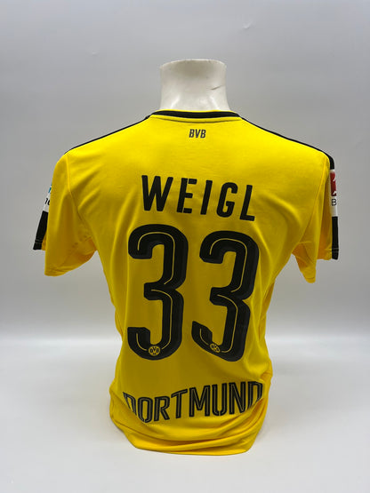 Match-worn Dortmund jersey set worn by Julian Weigl on October 29, 2016