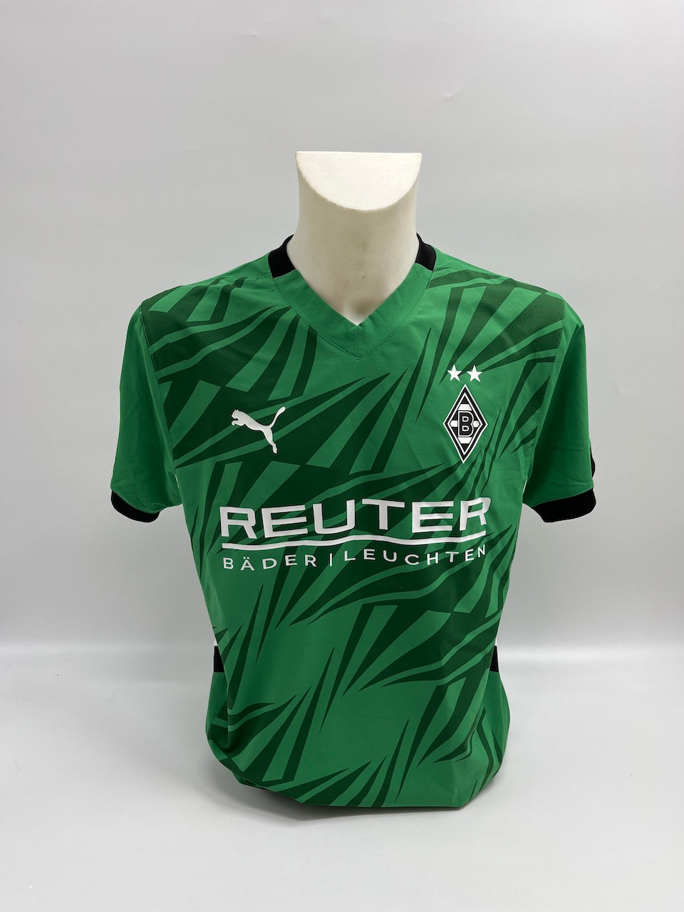 Matchworn Gladbach Trikot getragen & signiert von Stefan Lainer 15.02.2025