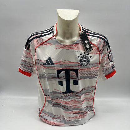 Bayern München Trikot Lennart Karl signiert Autogramm Adidas COA neu L