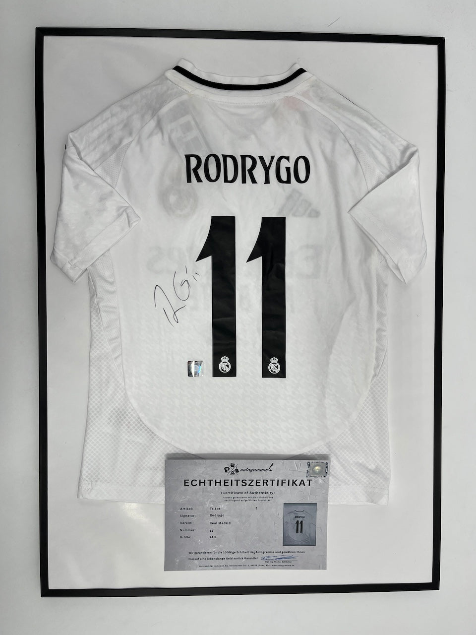 Real Madrid Trikot Rodrygo signed Coa Adidas Football 140 as part of COA Adidas