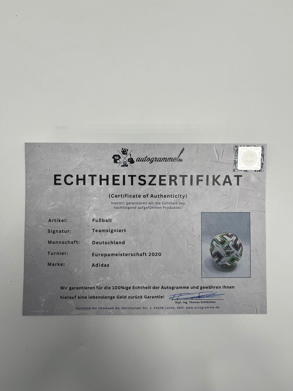 Fußball Teamsigniert EM 2020 in Vitrine DFB  Autogramm Adidas COA Ball