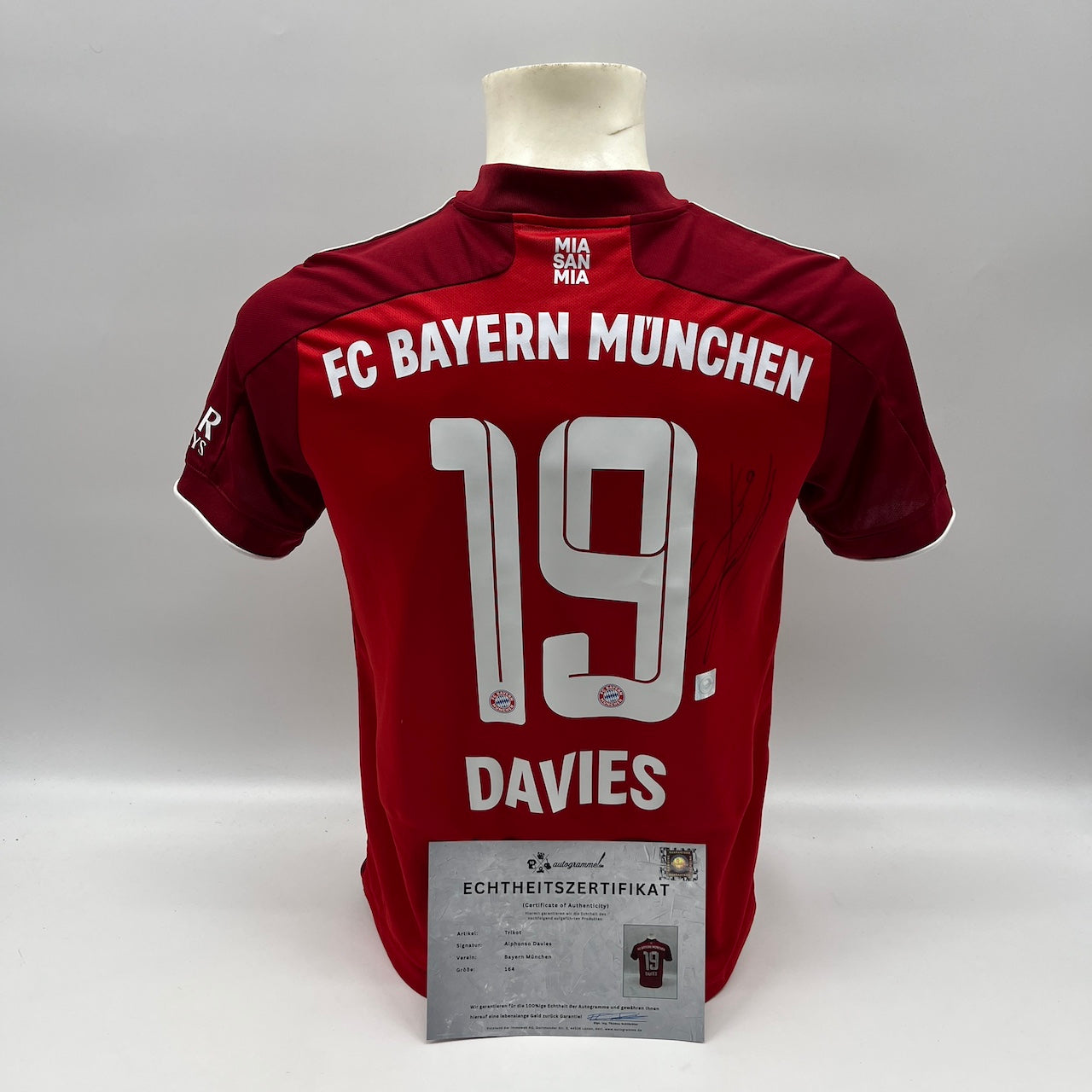 FC Bayern München サイン入りユニホーム Signed Bayern Munich jerseys – Autogramme.de