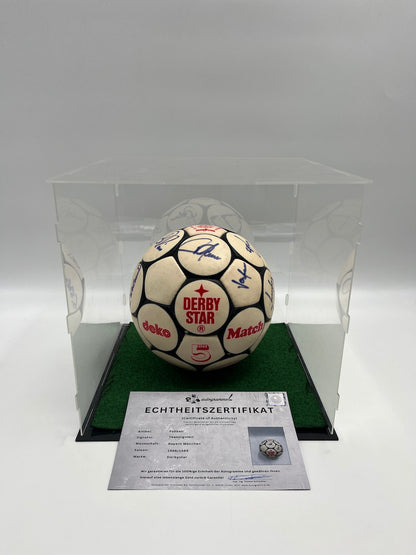 FC Bayern München Fußball Teamsigniert 1988/1989 Autogramme Derbystar FCB