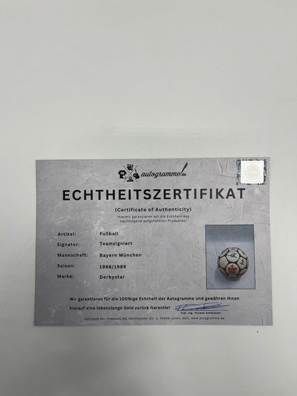FC Bayern München Fußball Teamsigniert 1988/1989 Autogramme Derbystar FCB
