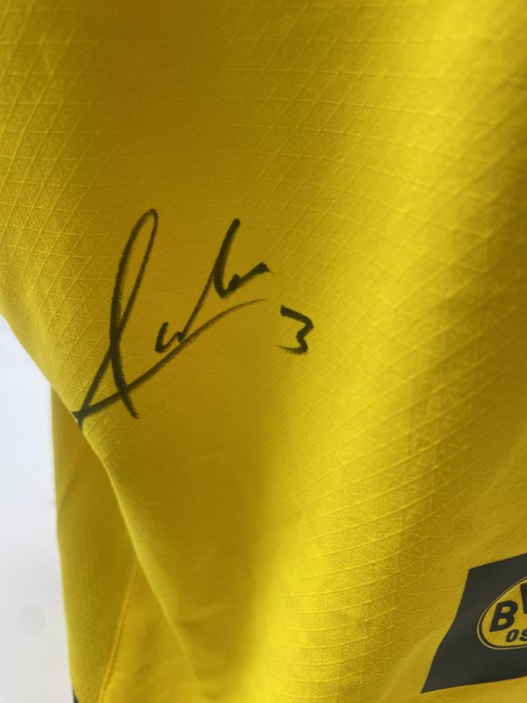 Borussia Dortmund Authentic Trikot Waldemar Anton signiert BVB neu Puma M