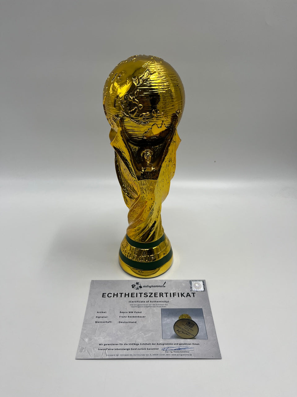 REPRO WM 2014 Pokal Franz Beckenbauer signiert Autogramm