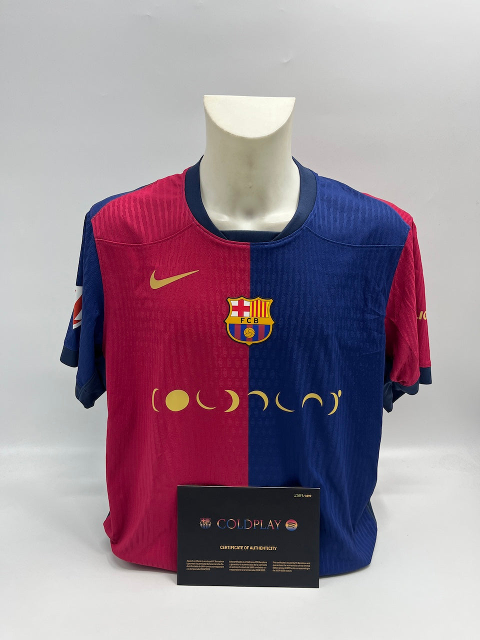 Limited Barcelona x Coldplay jersey 1389/1899 XL