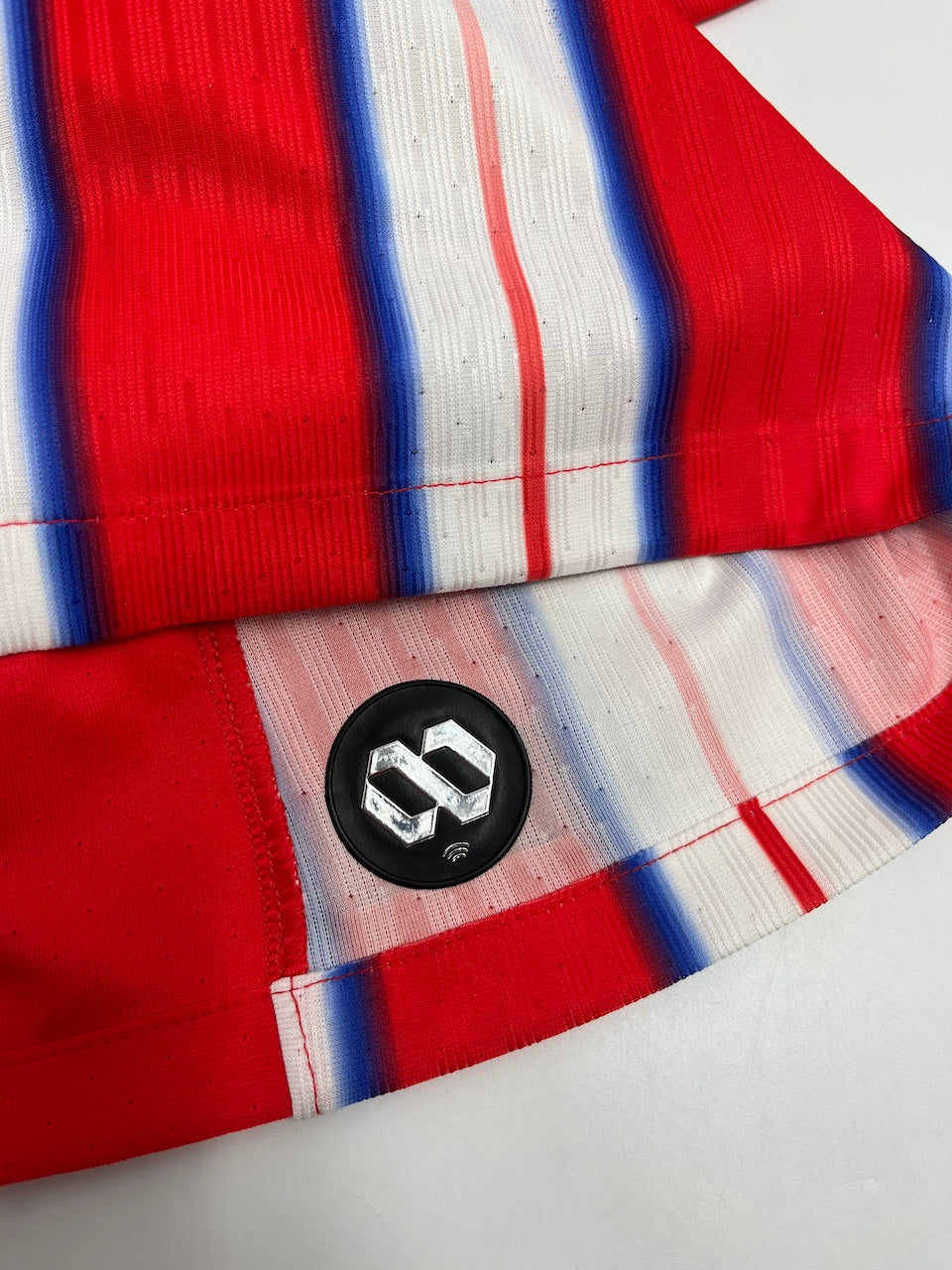 Matchworn Atletico Madrid Trikot getragen & signiert von Julian Alvarez 24.04.25