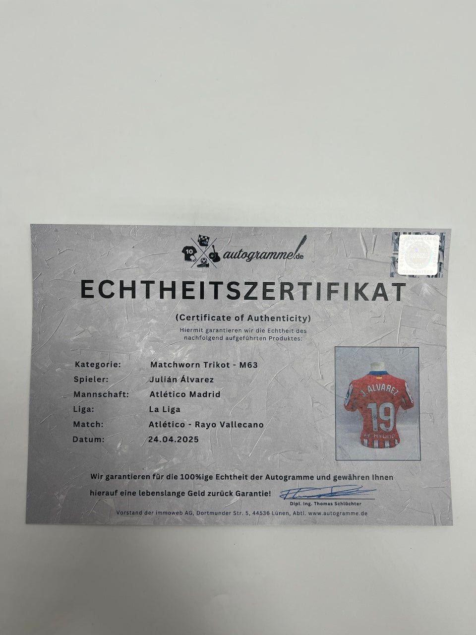 Matchworn Atletico Madrid Trikot getragen & signiert von Julian Alvarez 24.04.25
