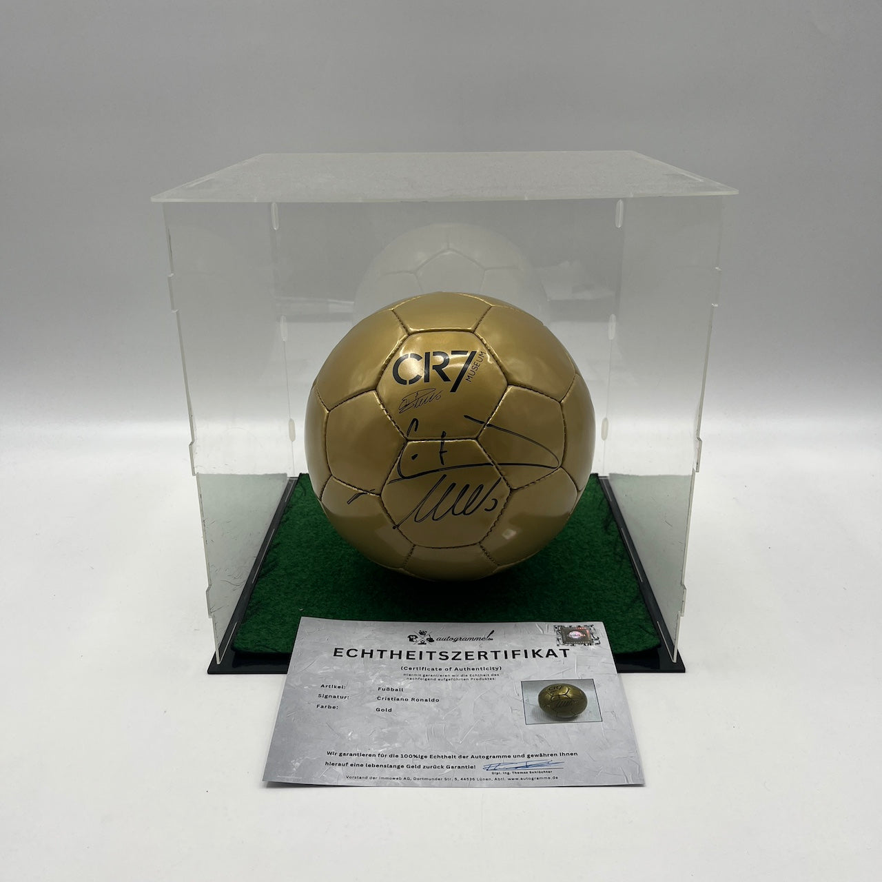 Fußball Cristiano Ronaldo signiert Portugal Real Madrid Autogramm CR7