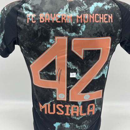 Bayern München Damentrikot Jamal Musiala signiert Autogramm Adidas COA XS
