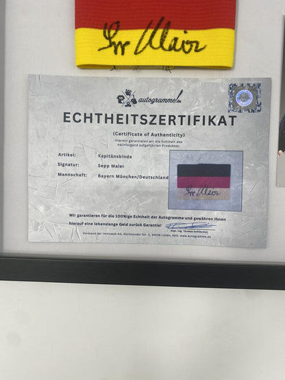 Kapitänsbinde Sepp Maier signiert im Rahmen DFB/Bayern München Fußball COA