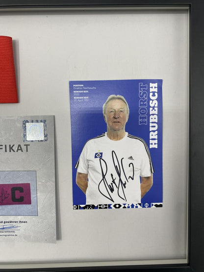 Kapitänsbinde Horst Hrubesch signiert im Rahmen Hamburger SV Autogramm COA