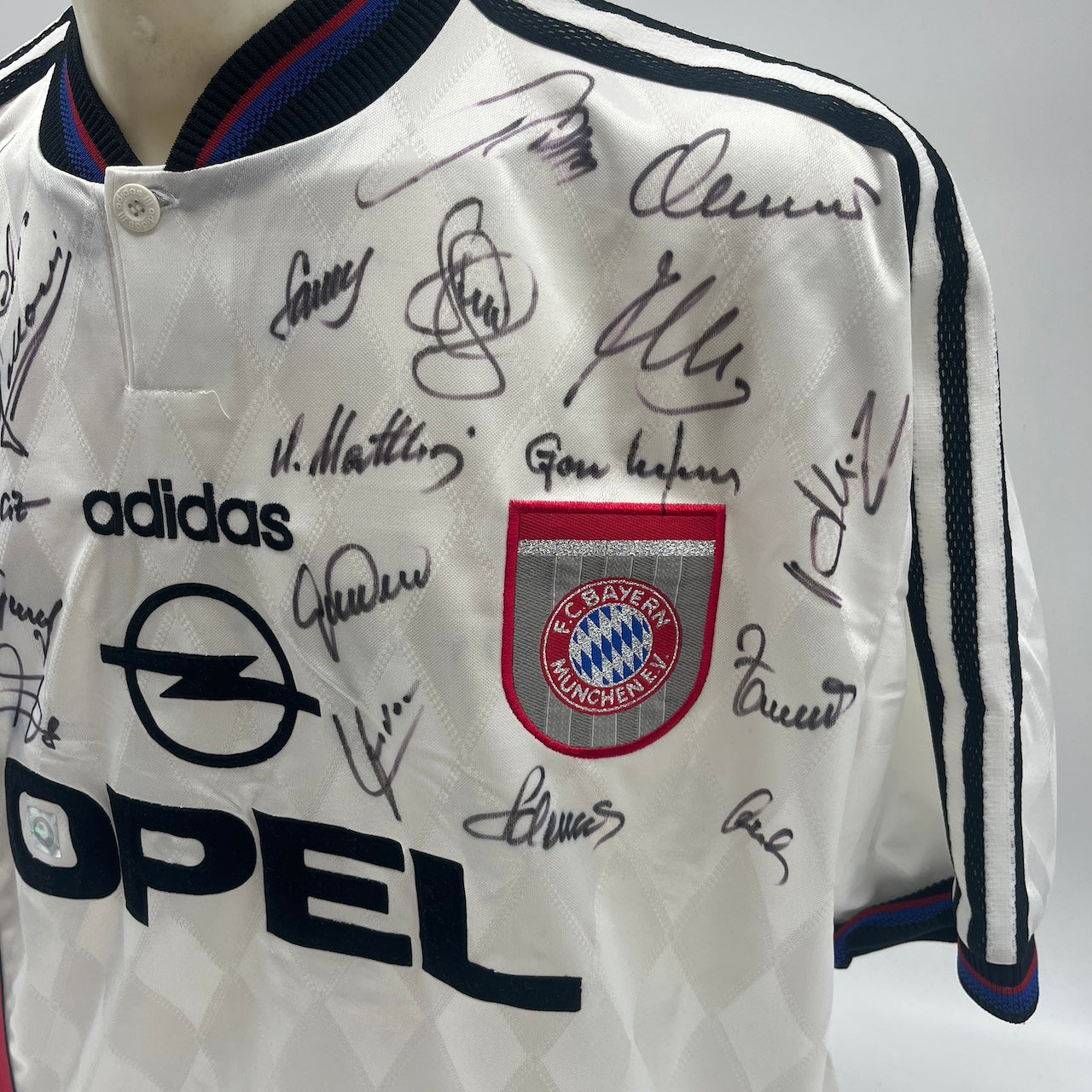 Bayern München Trikot 1996/1997/1998 Teamsigniert Bundesliga COA Adidas neu XL