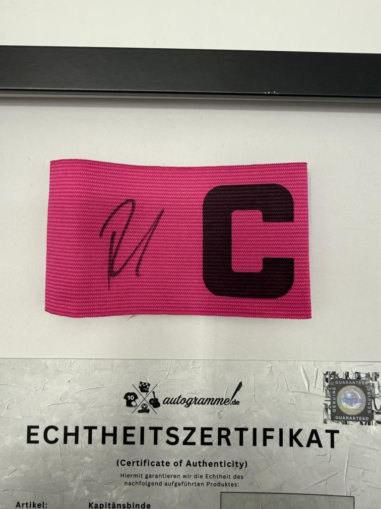 Kapitänsbinde Niclas Füllkrug signiert im Rahmen DFB Fußball Autogramm COA