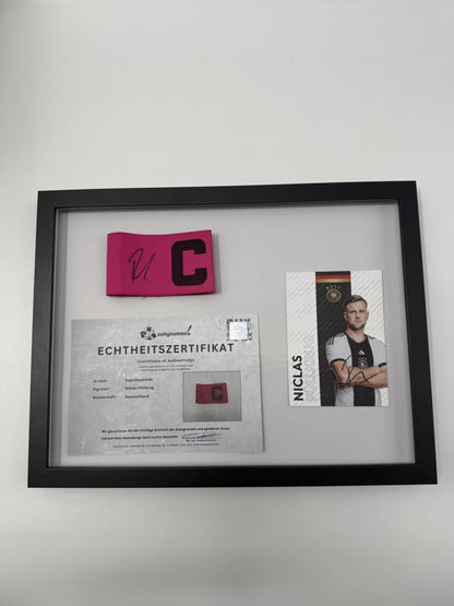 Kapitänsbinde Niclas Füllkrug signiert im Rahmen DFB Fußball Autogramm COA
