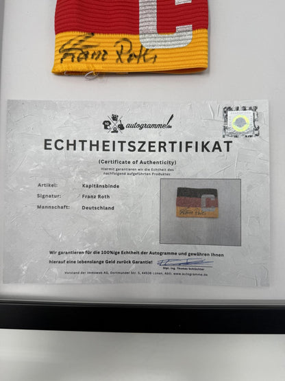 Kapitänsbinde Franz Roth signiert im Rahmen Deutschland Autogramm COA
