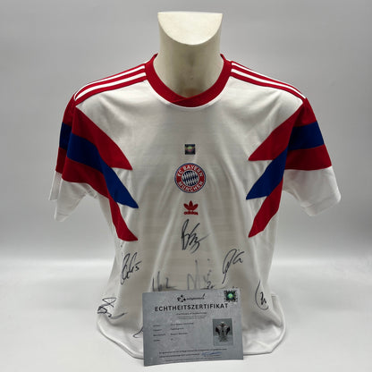 Bayern München Shirt 2017/2018 Teamsigniert Bundesliga COA neu XL
