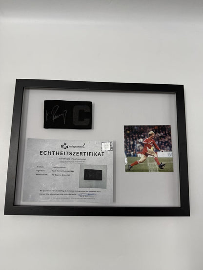 Kapitänsbinde Karl-Heinz Rummenigge signiert im Rahmen Bayern München Autogramm