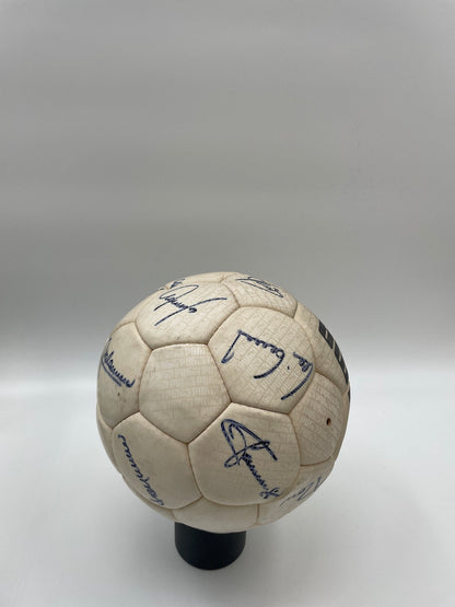 FC Bayern Fußball Teamsigniert 1988/1989 Unterschrift Autogramm Italia Ball
