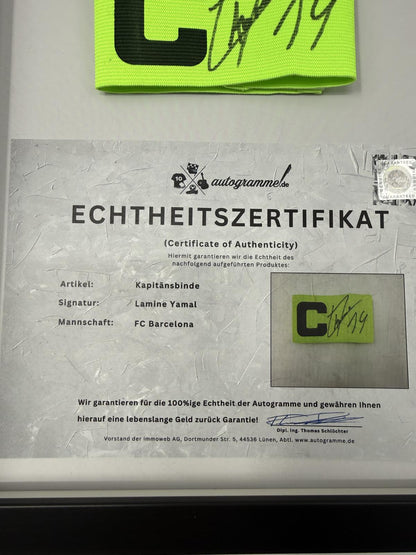Kapitänsbinde Lamine Yamal signiert im Rahmen FC Barcelona COA Autogramm