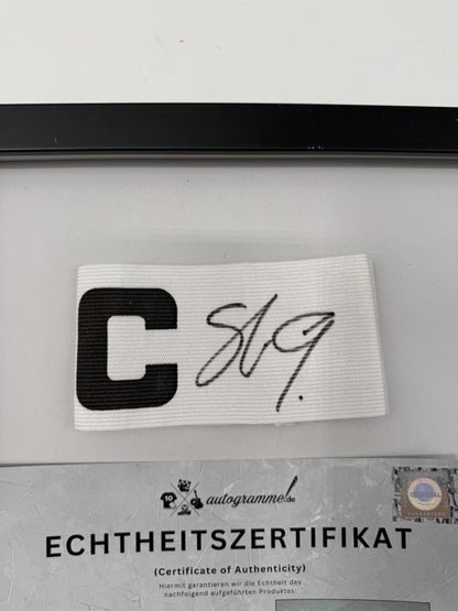 Kapitänsbinde Serhou Guirassy signiert im Rahmen Borussia Dortmund neu COA