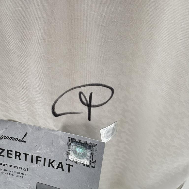 Real Madrid Trikot Toni Kroos signiert Autogramm Adidas COA L